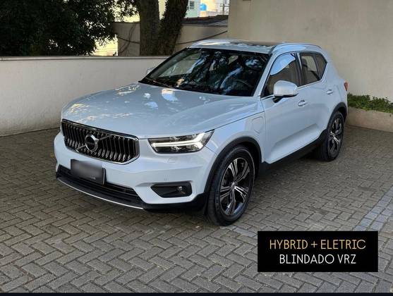 VOLVO XC40 1.5 T5 RECHARGE INSCRIPTION GEARTRONIC